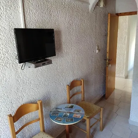 Kissandros Aparthotel *