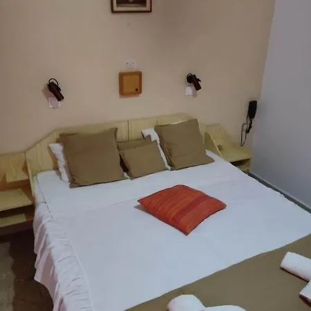 Kissandros Aparthotel Agia Galini (Crete)
