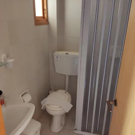 Kissandros Aparthotel *